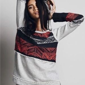 FREE PEOPLE 💯 % cotton sweater Women's S
